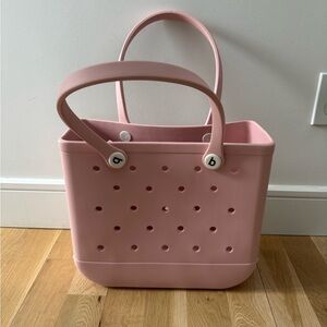 Look alike Bogg bag - not authentic